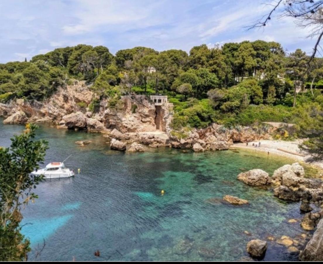 Cozy Studio On The Beach Antibes Buitenkant foto